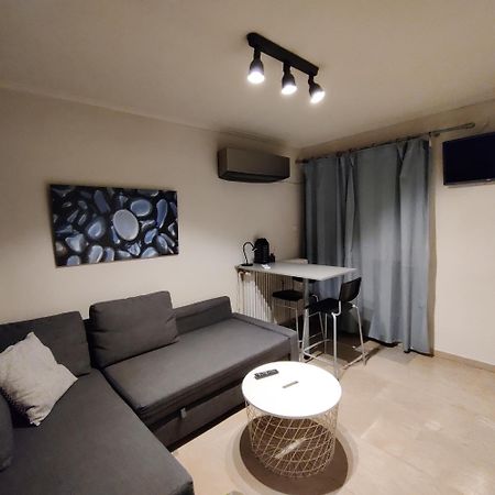 Theo'S Loft Daire Atina Dış mekan fotoğraf